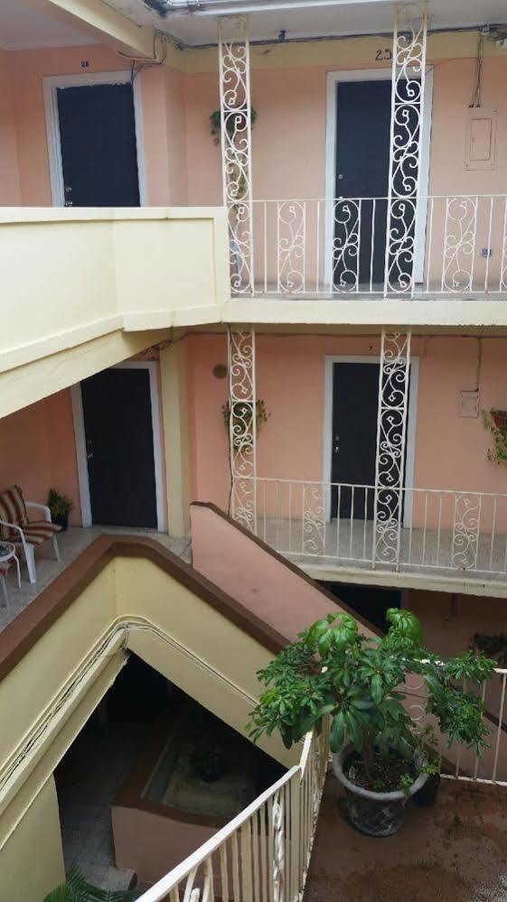 Midtown Guest House Charlotte Amalie Zewnętrze zdjęcie
